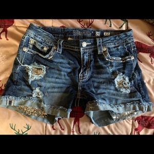 Miss Me Sequin Easy Jean Shorts Size 29